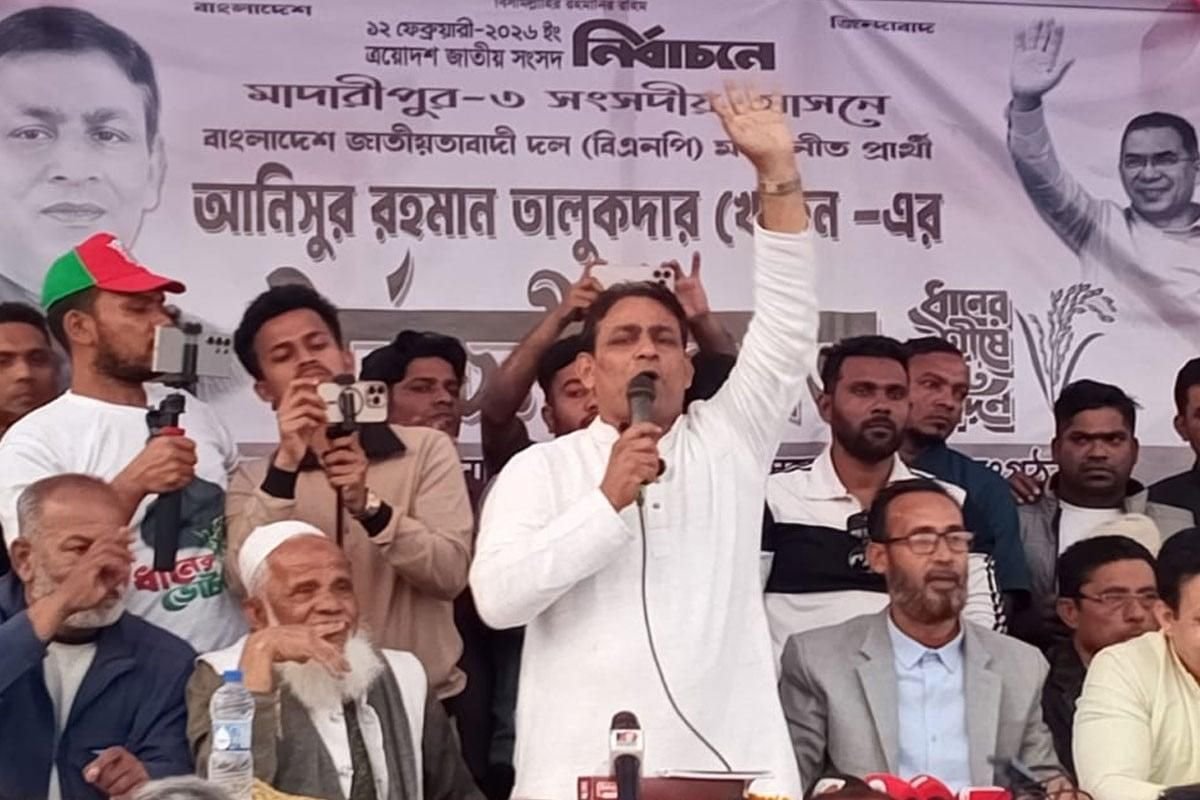 নির্বাচনী জনসভায় বক্তব্য